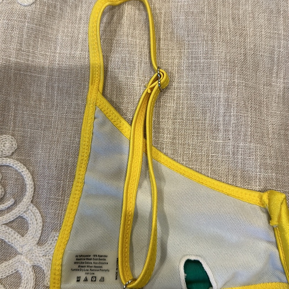 SHEIN 2 Piece bathing suit - Picture 6 of 6